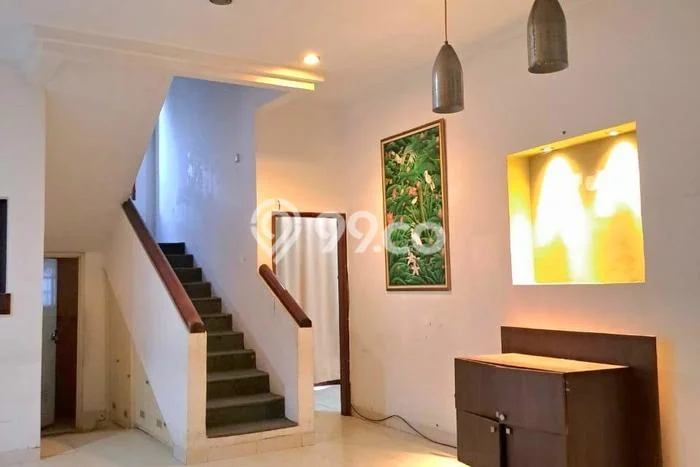 Jual Rumah Bagus Siap Huni LB 270m2 di Cimanggis, Depok Jual Rumah Bagus Siap Huni LB 270m2 di Cimanggis, Depok