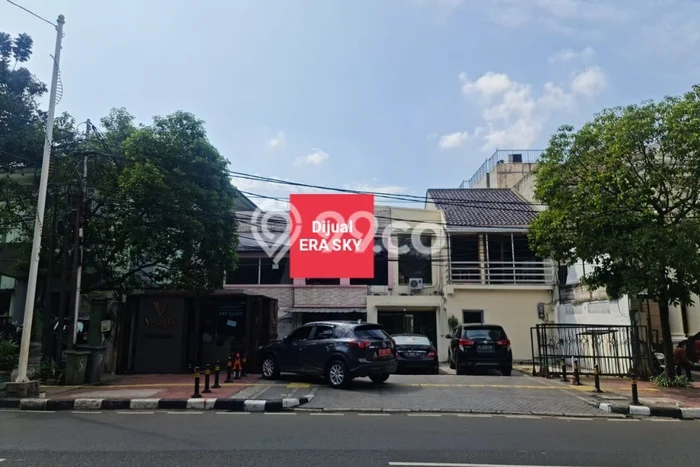Area Ramai! Komersial Dijual di Kebayoran Baru untuk Bisnis Luas Bangunan 700m2 Area Ramai! Komersial Dijual di Kebayoran Baru untuk Bisnis Luas Bangunan 700m2