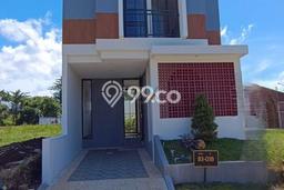 Rumah Lokasi Strategis di Merjosari, Malang, Luas 84m2m² Bangunan 65m2m² Rumah Lokasi Strategis di Merjosari, Malang, Luas 84m2m² Bangunan 65m2m²