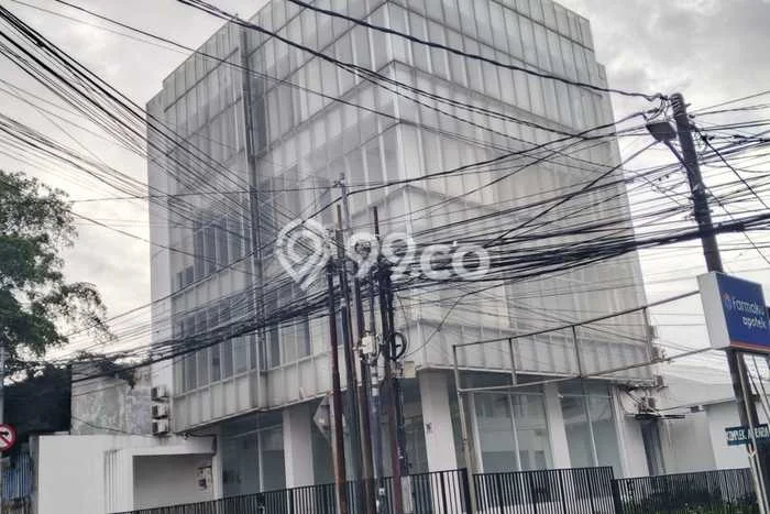Untuk Dijual Kantor di Kebayoran Lama Jakarta Selatan LT 250m2 / LB 600m2 Untuk Dijual Kantor di Kebayoran Lama Jakarta Selatan LT 250m2 / LB 600m2