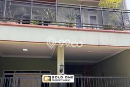 Rumah Modern 3 KT di Tajur Tangerang Semi Furnished Rumah Modern 3 KT di Tajur Tangerang Semi Furnished