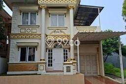 Lokasi strategis! Rumah siap pakai disewakan di BSD LB 200m2 Lokasi strategis! Rumah siap pakai disewakan di BSD LB 200m2
