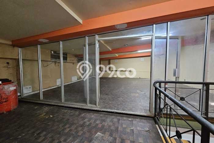 LOKASI STRATEGIS! Ruko di Sunter, Luas 384m², Jalan Utama LOKASI STRATEGIS! Ruko di Sunter, Luas 384m², Jalan Utama