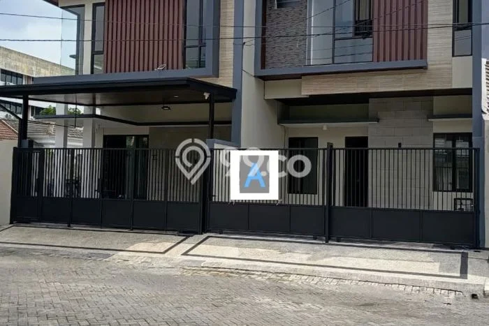 Dijual Hunian Rumah Nyaman 3 Kamar di Semolowaru, Surabaya Dijual Hunian Rumah Nyaman 3 Kamar di Semolowaru, Surabaya