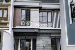 Rumah Elit Modern Tanpa Renovasi di Semolowaru Surabaya Rumah Elit Modern Tanpa Renovasi di Semolowaru Surabaya