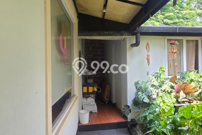 Disewakan! Rumah 4 Kamar Tidur &
2 Kamar Mandi di Meruya, Jakarta Barat Disewakan! Rumah 4 Kamar Tidur &
2 Kamar Mandi di Meruya, Jakarta Barat