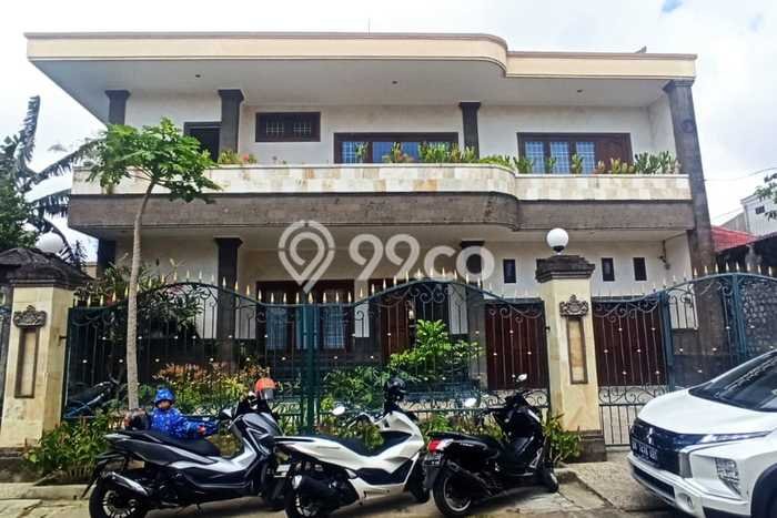 Rumah Luxury Modern Tanpa Renovasi di Renon Denpasar Rumah Luxury Modern Tanpa Renovasi di Renon Denpasar