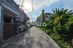 Tanah Dijual Lokasi Strategis di Denpasar dengan Luas 393m2 Tanah Dijual Lokasi Strategis di Denpasar dengan Luas 393m2