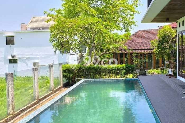 Vila Kawasan , Luas 750m2m², Lokasi Premium Vila Kawasan , Luas 750m2m², Lokasi Premium