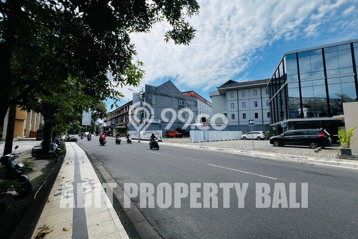 Unit Ruko Dijual di Kuta Badung Luas Tanah 99m2, Luas Bangunan 255m2 Unit Ruko Dijual di Kuta Badung Luas Tanah 99m2, Luas Bangunan 255m2