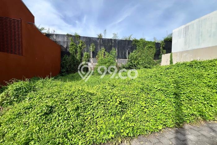 Tanah Kavling Dijual di Pererenan, Badung dengan Luas Tanah 300m2 Tanah Kavling Dijual di Pererenan, Badung dengan Luas Tanah 300m2
