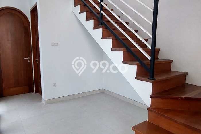 LOKASI STRATEGIS! Vila Kawasan , Area 120m2m², Lokasi Strategis LOKASI STRATEGIS! Vila Kawasan , Area 120m2m², Lokasi Strategis