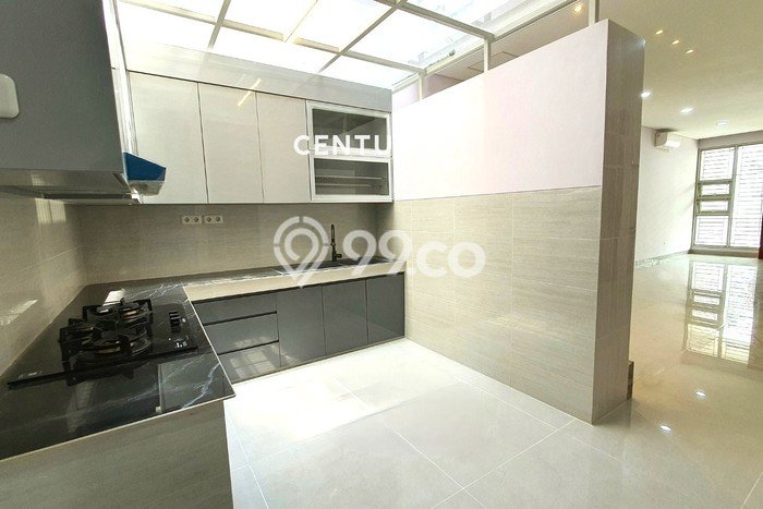 Rumah sewa siap huni 3 KT di Gandaria, Jakarta Selatan Rumah sewa siap huni 3 KT di Gandaria, Jakarta Selatan