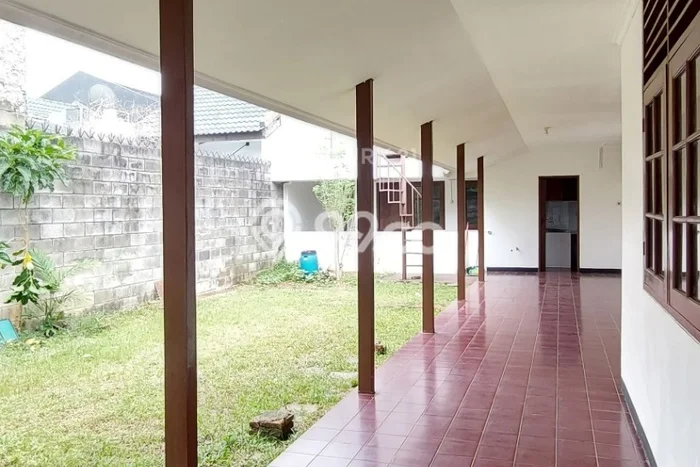 Sewa Rumah Murah di Bintaro Tangerang Selatan Punya 4 KT Sewa Rumah Murah di Bintaro Tangerang Selatan Punya 4 KT