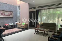 Ready to Use! Premium House LT 230m2 Desain Modern di Kemang Ready to Use! Premium House LT 230m2 Desain Modern di Kemang
