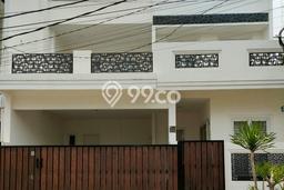 Jual Rumah Mewah Elegan Dengan View Eksklusif di Sektor 2 - Bintaro, Jakarta Selatan Jual Rumah Mewah Elegan Dengan View Eksklusif di Sektor 2 - Bintaro, Jakarta Selatan