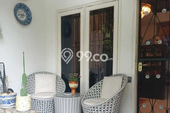 Rumah Eksklusif Dijual LT 120m2 di Ciputat, Tangerang Selatan Rumah Eksklusif Dijual LT 120m2 di Ciputat, Tangerang Selatan