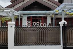 Rumah Luxury Modern Siap Huni di Sektor 5 - Bintaro Tangerang Selatan Rumah Luxury Modern Siap Huni di Sektor 5 - Bintaro Tangerang Selatan