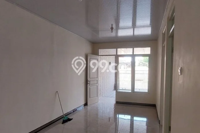Disewakan Rumah Harga Terjangkau di Pakuwon City Surabaya Punya 3 KT Disewakan Rumah Harga Terjangkau di Pakuwon City Surabaya Punya 3 KT