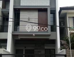 Dijual Hunian Rumah Terawat 3 Kamar di Pakuwon City, Surabaya Dijual Hunian Rumah Terawat 3 Kamar di Pakuwon City, Surabaya