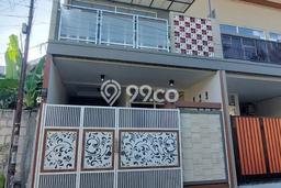 Rumah Siap Huni di , Surabaya, LT 60m2m² Bangunan 110m2m² Rumah Siap Huni di , Surabaya, LT 60m2m² Bangunan 110m2m²