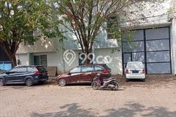 Gudang Kawasan Bisnis Kawasan Waru, Luas 288m2m², Akses Utama Gudang Kawasan Bisnis Kawasan Waru, Luas 288m2m², Akses Utama