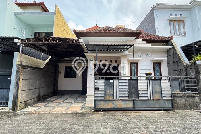 Jual Rumah Bagus Siap Huni LB 80m2 di Denpasar Selatan, Denpasar Jual Rumah Bagus Siap Huni LB 80m2 di Denpasar Selatan, Denpasar