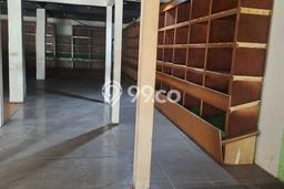 KAWASAN KOMERSIAL! Ruko Disewakan di Sanur, Luas 170m2m², Jalan Strategis KAWASAN KOMERSIAL! Ruko Disewakan di Sanur, Luas 170m2m², Jalan Strategis