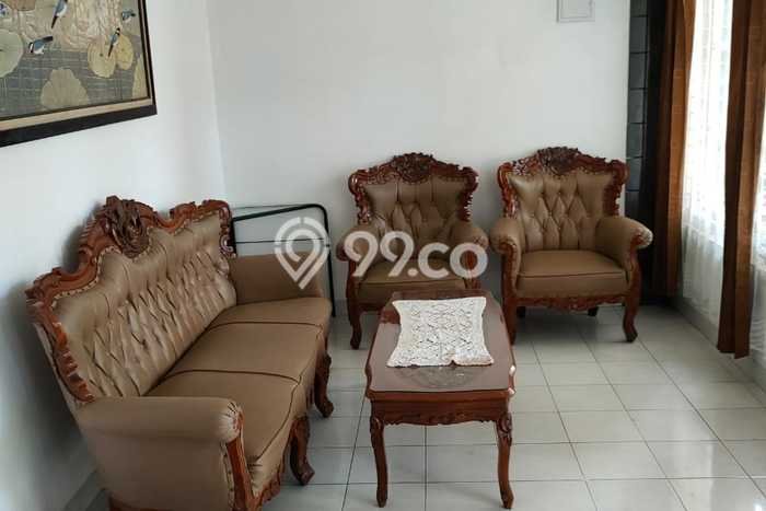 Disewakan! Rumah 5 Kamar Tidur &
4 Kamar Mandi di Rawamangun, Jakarta Timur Disewakan! Rumah 5 Kamar Tidur &
4 Kamar Mandi di Rawamangun, Jakarta Timur