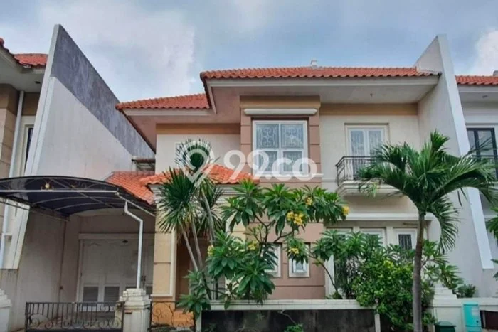 For Sale Rumah Mewah Exclusive di Sukolilo, Surabaya For Sale Rumah Mewah Exclusive di Sukolilo, Surabaya