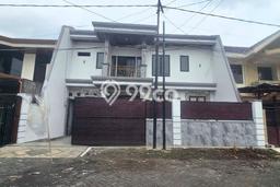 Siap Huni Rumah Mewah 5 Kamar di Mulyorejo Dekat ke Mana Saja Siap Huni Rumah Mewah 5 Kamar di Mulyorejo Dekat ke Mana Saja