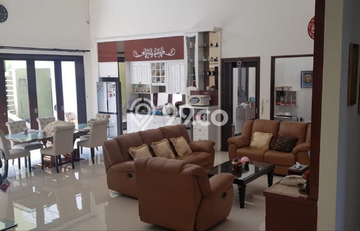 Rumah Luxury Modern Siap Huni di Semolowaru Surabaya Rumah Luxury Modern Siap Huni di Semolowaru Surabaya