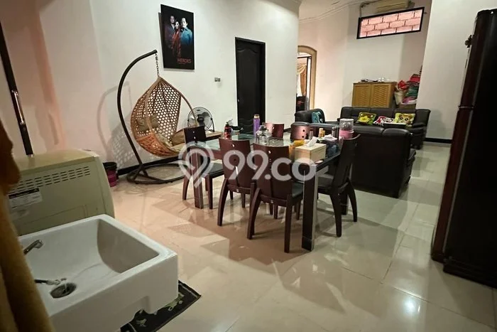 Dijual Rumah Modern 6 KT di Perak, Surabaya Dijual Rumah Modern 6 KT di Perak, Surabaya