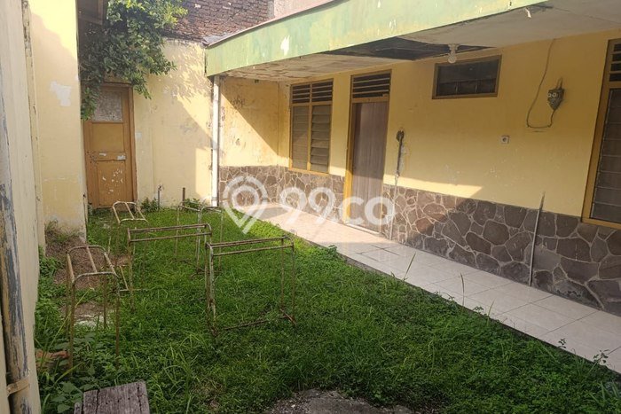 Lahan Strategis di Dukuh Pakis Dijual dengan Luas 488m2 Lahan Strategis di Dukuh Pakis Dijual dengan Luas 488m2