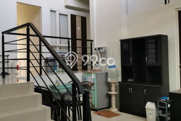 For Sale! Luxury House LT 247m2 Desain Modern di Mulyosari For Sale! Luxury House LT 247m2 Desain Modern di Mulyosari