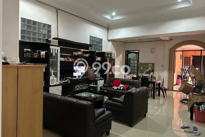 Dijual Rumah Modern 6 KT di Perak, Surabaya Dijual Rumah Modern 6 KT di Perak, Surabaya