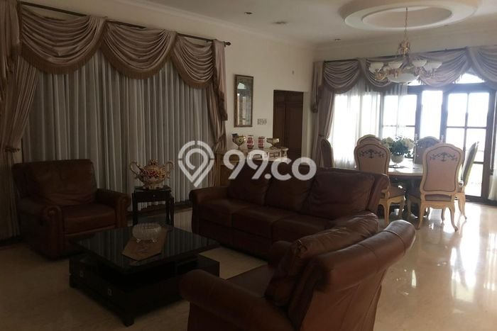 Rumah Elit LB 800m2 Siap Huni Desain Elegan di Cipaganti, Bandung Rumah Elit LB 800m2 Siap Huni Desain Elegan di Cipaganti, Bandung