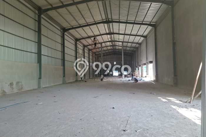 Unit Gudang disewakan di Cikarang Pusat Bekasi dengan LT 3451m2 / LB 2172m2 Unit Gudang disewakan di Cikarang Pusat Bekasi dengan LT 3451m2 / LB 2172m2