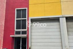 Area Ramai! Gudang Dijual di Cakung untuk Bisnis Luas Bangunan 135m2 Area Ramai! Gudang Dijual di Cakung untuk Bisnis Luas Bangunan 135m2