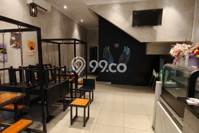 Ruko Area Premium Kawasan , Luas 107m2m², Disewakan, Area Bisnis Ruko Area Premium Kawasan , Luas 107m2m², Disewakan, Area Bisnis