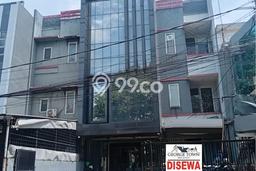 Ruko Disewa di Jakarta Barat dengan LB 264m2 Area Komersial Ramai Ruko Disewa di Jakarta Barat dengan LB 264m2 Area Komersial Ramai