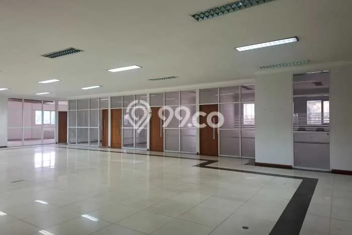 Pabrik disewakan di Pulo Gadung Jakarta Timur dengan luas bangunan 4422m2 Pabrik disewakan di Pulo Gadung Jakarta Timur dengan luas bangunan 4422m2