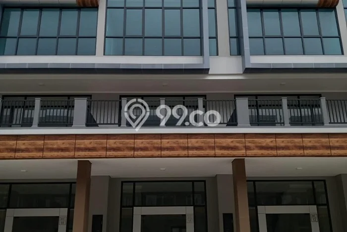 Ruko Disewa di Summarecon Bekasi, Bekasi, LT 75m2 / LB 189m2 Ruko Disewa di Summarecon Bekasi, Bekasi, LT 75m2 / LB 189m2
