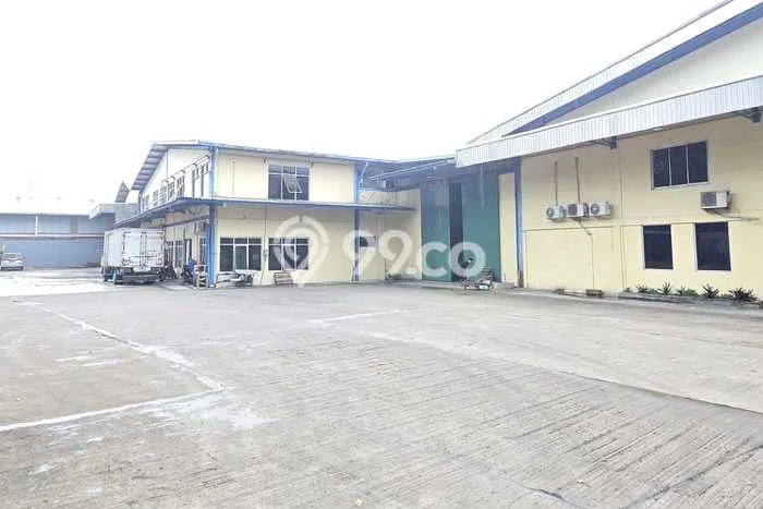 Disewakan Gudang komersial di Bekasi Utara luas bangunan 2500m2 Disewakan Gudang komersial di Bekasi Utara luas bangunan 2500m2