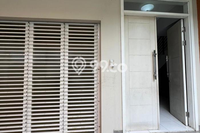 Rumah sewa siap pakai 3 Kamar Tidur di Summarecon Bekasi, Bekasi Rumah sewa siap pakai 3 Kamar Tidur di Summarecon Bekasi, Bekasi