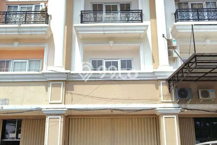FOR RENT! Ruko di Harapan Indah Cocok untuk Bisnis 300m2 FOR RENT! Ruko di Harapan Indah Cocok untuk Bisnis 300m2