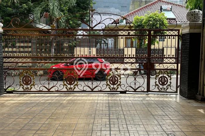 Rumah Disewakan Bekasi LT 224m2 LB 370m2 Area Jaka Permai Rumah Disewakan Bekasi LT 224m2 LB 370m2 Area Jaka Permai