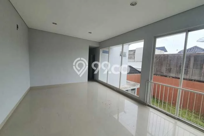 Siap Huni Rumah Mewah 5 Kamar di Marpoyan Damai Dekat ke Mana Saja Siap Huni Rumah Mewah 5 Kamar di Marpoyan Damai Dekat ke Mana Saja