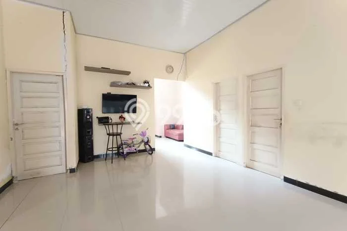 Dijual Cepat Rumah Bagus Siap Huni LB 125m2 di Marpoyan Damai, Pekanbaru Dijual Cepat Rumah Bagus Siap Huni LB 125m2 di Marpoyan Damai, Pekanbaru