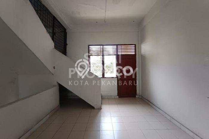 Ruko disewakan lokasi strategis Sukajadi Pekanbaru 300m2 Ruko disewakan lokasi strategis Sukajadi Pekanbaru 300m2